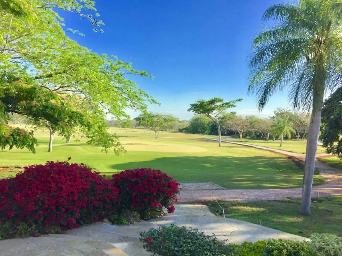 Los Corozos Apartment E1, Guavaberry Golf & Country Club Juan Dolio Dominican Republic